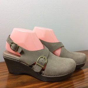 DANSKO Gray Soft Leather Sandals/Wedges Size 7M/37